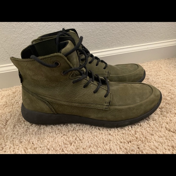 Men Boots - Picture 3 of 4